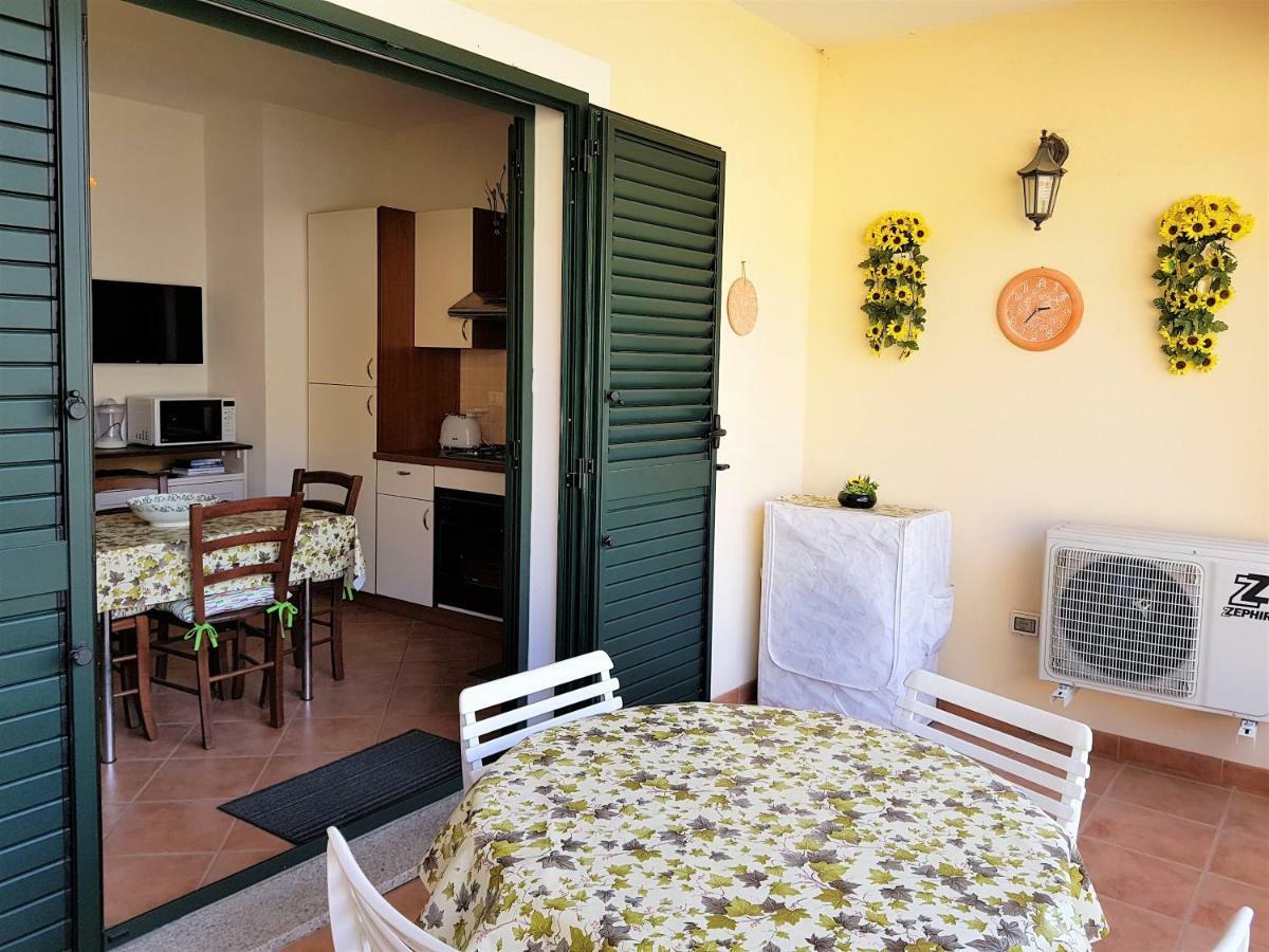 Borgo Lu Canali Da Gavino Apartment Badesi Luaran gambar