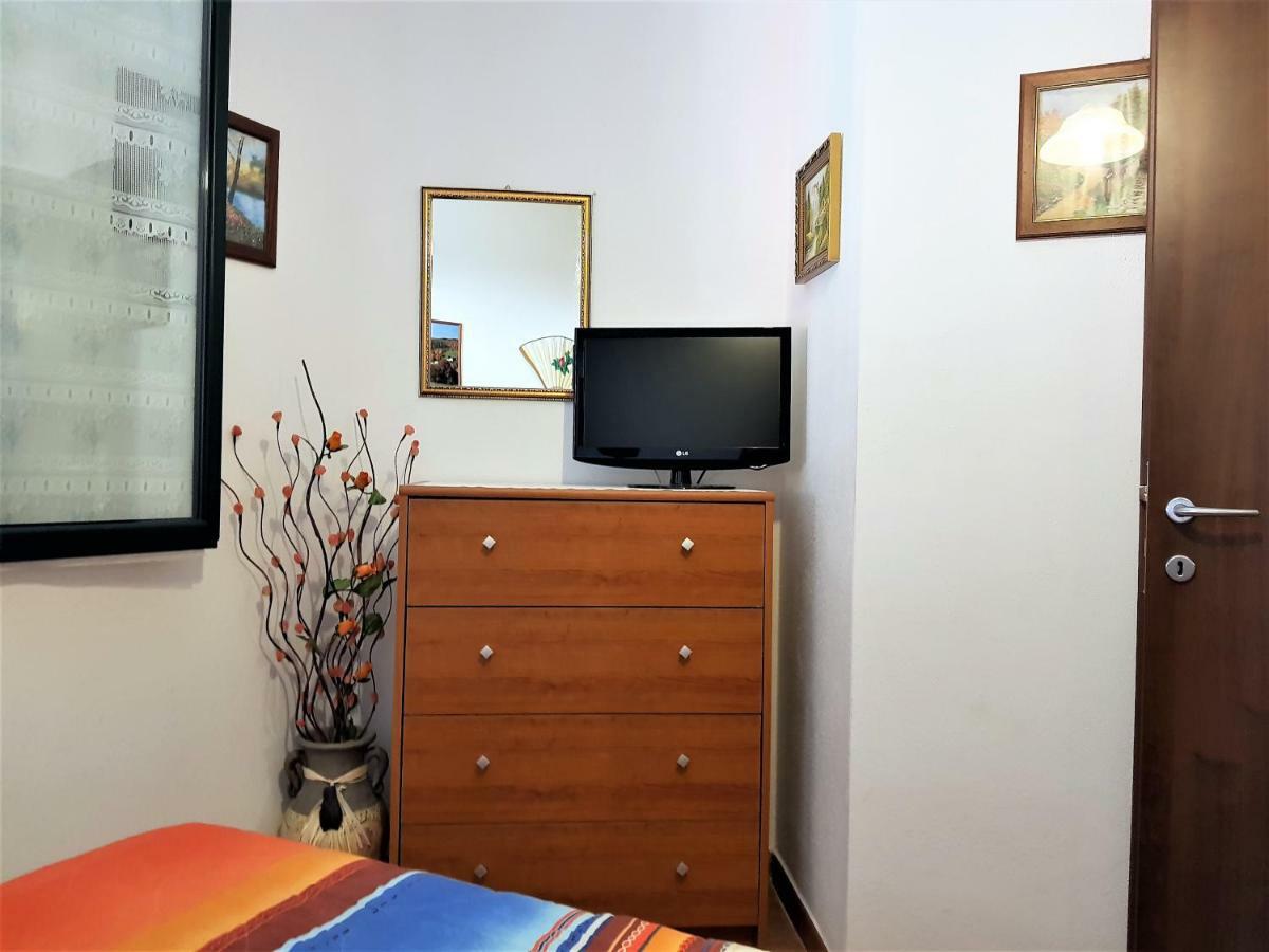 Borgo Lu Canali Da Gavino Apartment Badesi Luaran gambar